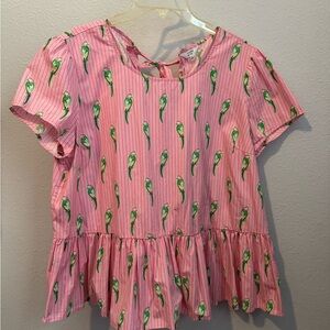 EUC crown & ivy Pink Parrot Print Blouse Sz XL